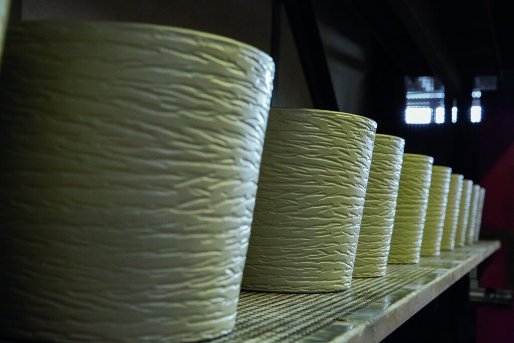 Die Erfahrung und das Herzblut von Generationen  steckt in jedem einzelnen Tongefäß.