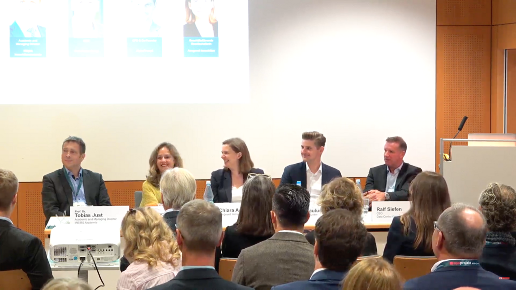 Podiumsdiskussion auf der EXPO REAL