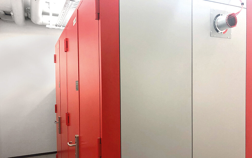 Rechenzentrum nah, front