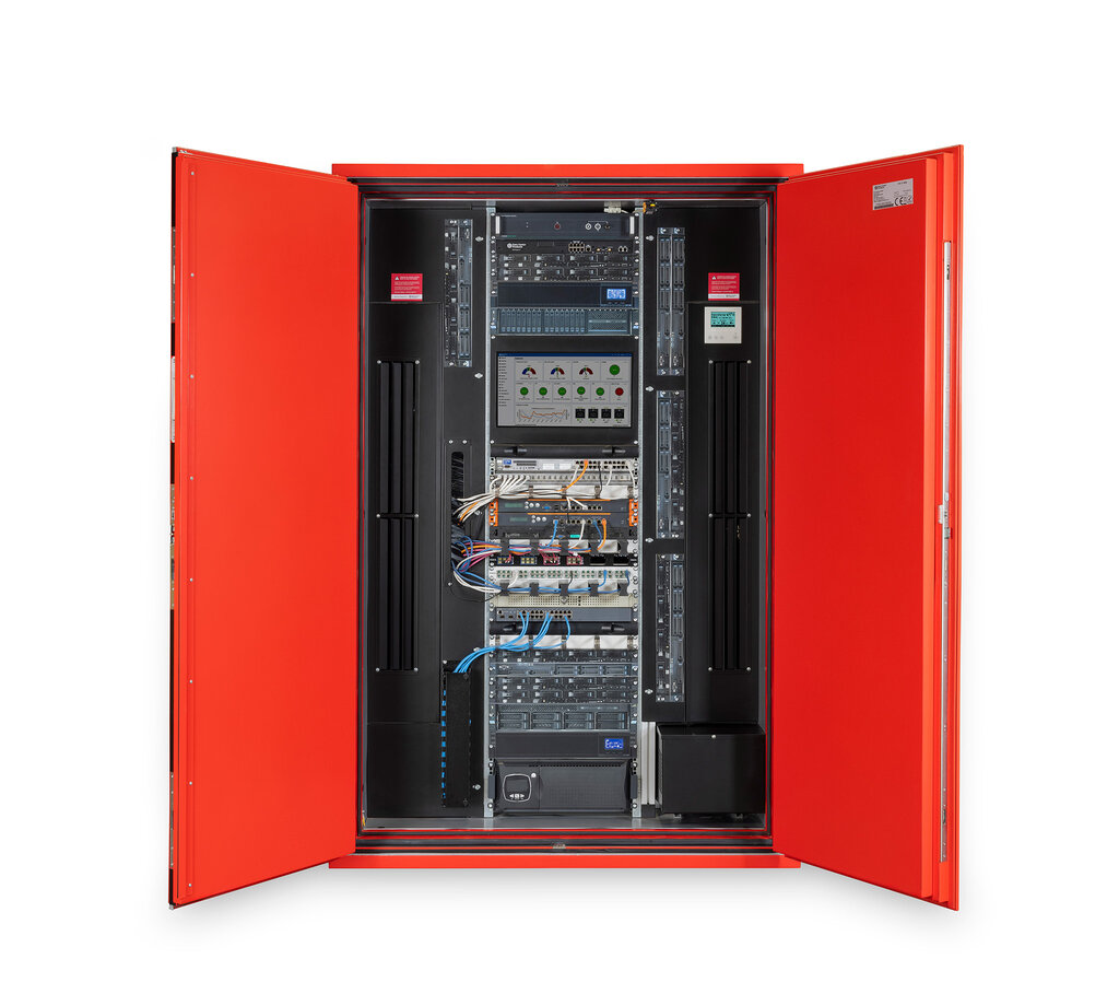 big DC IT Safe from the front, opened 