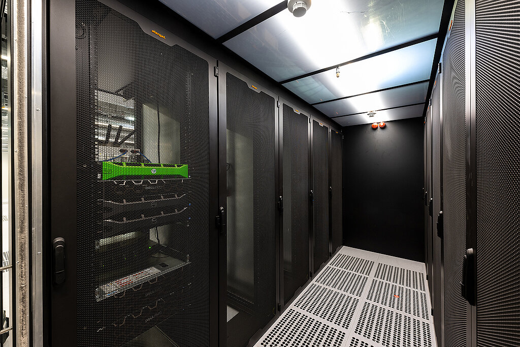 Blick in die Serveranordnung