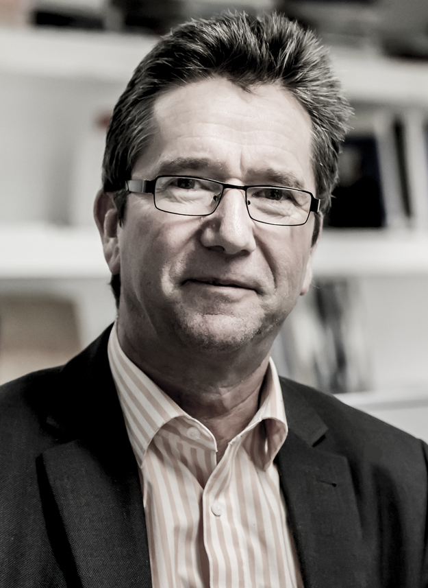 Portrait Dieter Thiel, Senior Consultant Data Center Group
